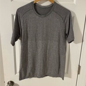 Lululemon metal vent tech t-shirt